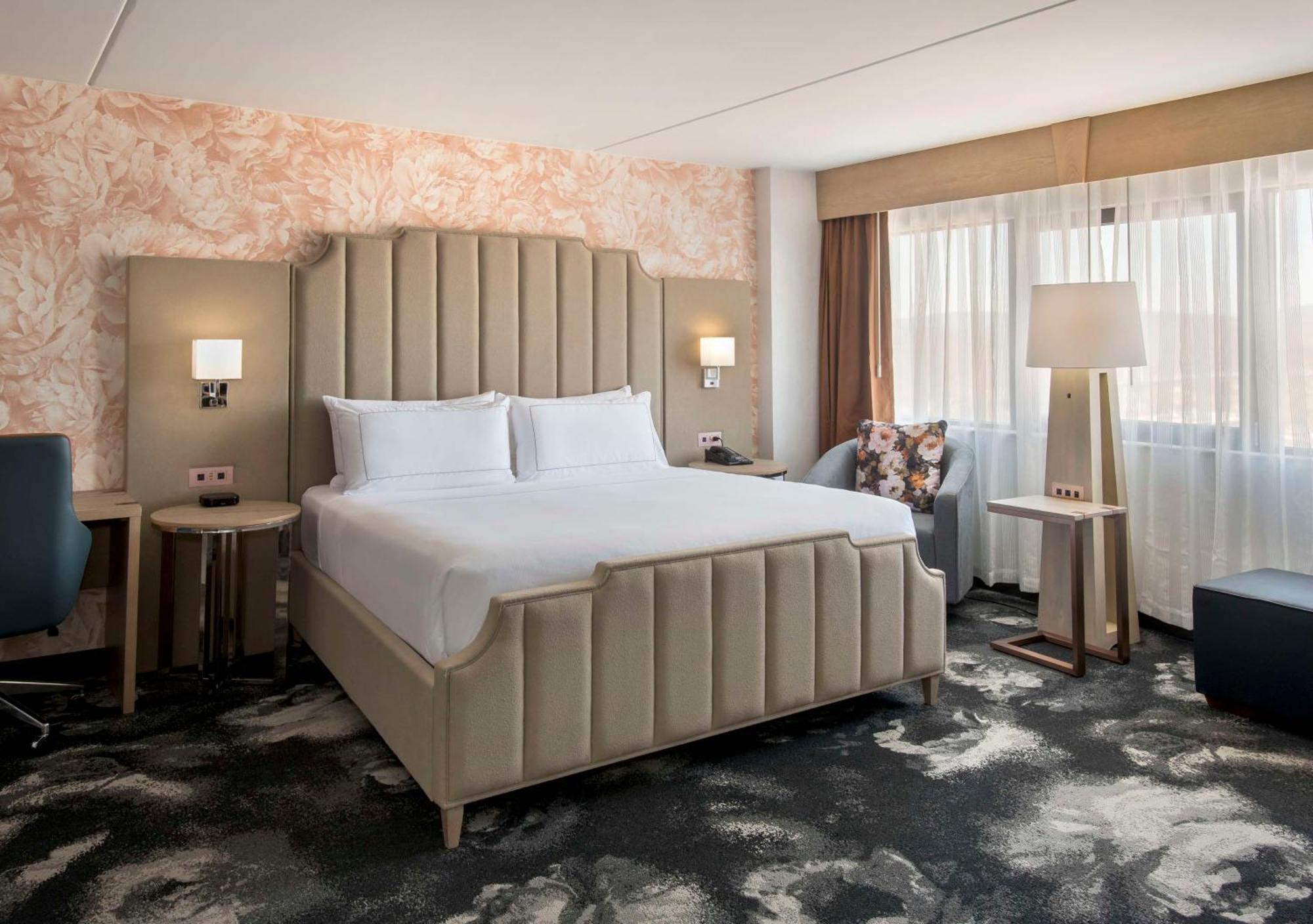 Hotel Doubletree By Hilton Poughkeepsie Exterior foto