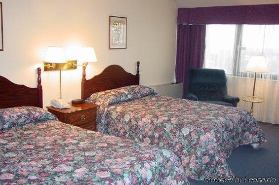 Hotel Doubletree By Hilton Poughkeepsie Zimmer foto